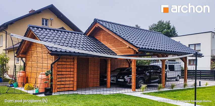 Dom pod jarząbem (N) - widok domku gospodarczego