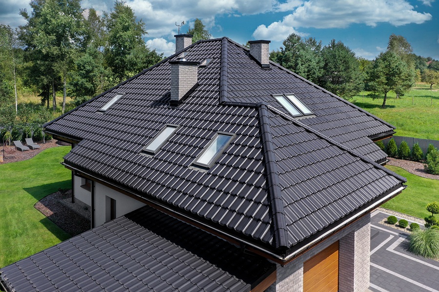 Dachówka Titania w kolorze antracytowym